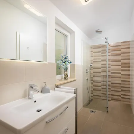 ヴィラ Storia By Istrialux *