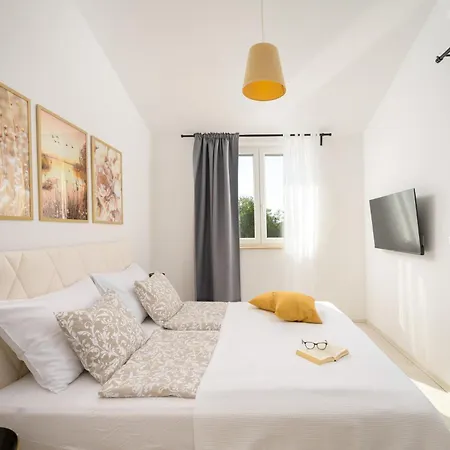 Storia By Istrialux * Kringa