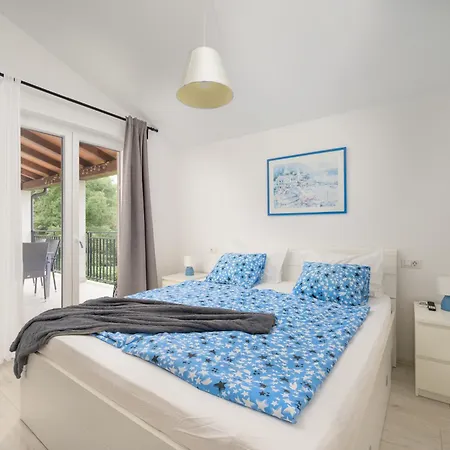 Storia By Istrialux Kringa