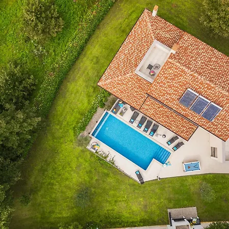 Storia By Istrialux *