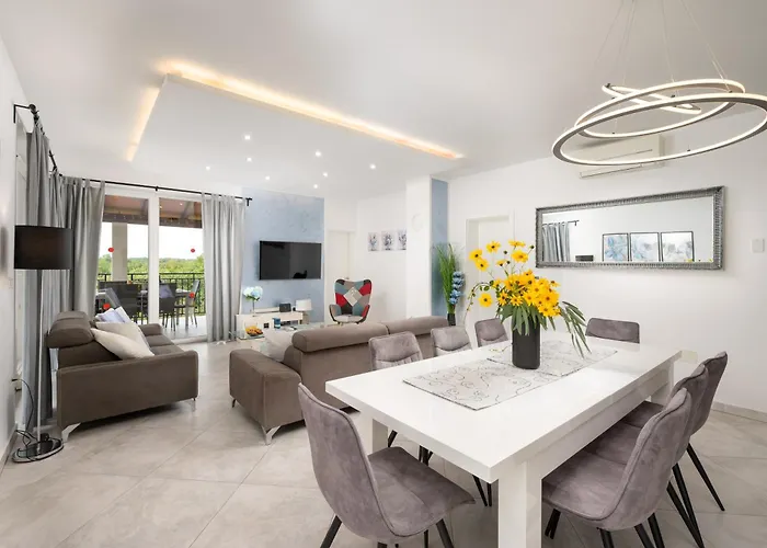 Villa Storia By Istrialux Kringa