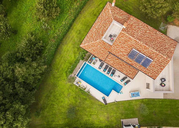 Storia By Istrialux *